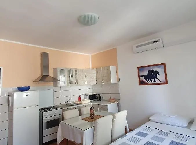 Appartement In Brodarica With Balcony, Air Conditioning, Wifi 5185-2 *